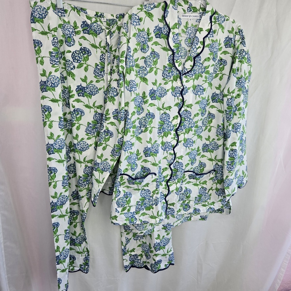 Heidi Carey Hydrangea Print Pajamas Scalloped Edges Size XL  Floral Blue Green